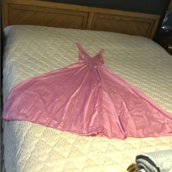 Pink Sexy Night Grown - Picture 10 of 15